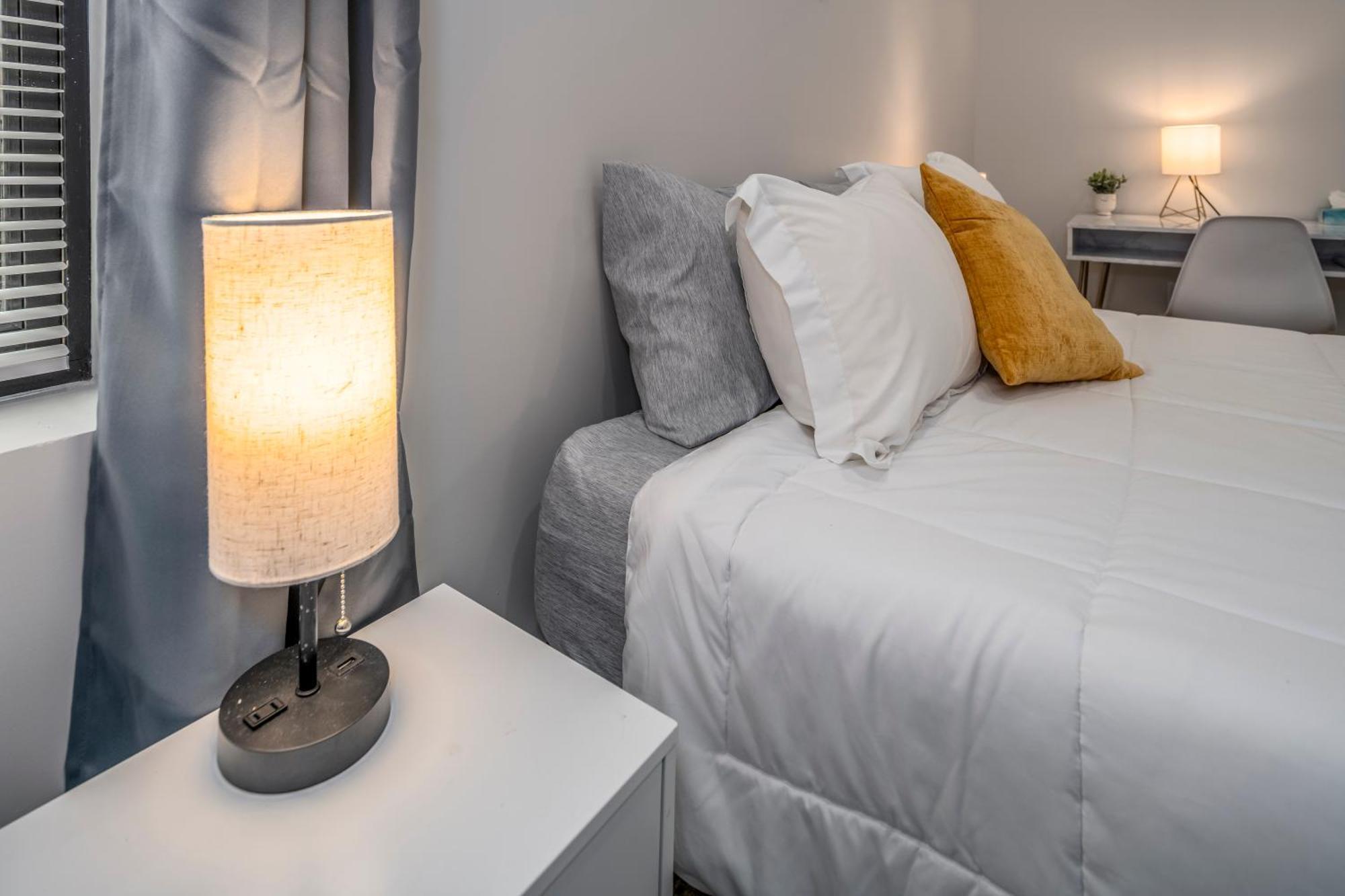 Prime Otr, 3 Lux Queen Beds, Two 55In Tvs, Steps To Tql, Findlay Market, Light Rail, Fast Wifi 辛辛那提 外观 照片