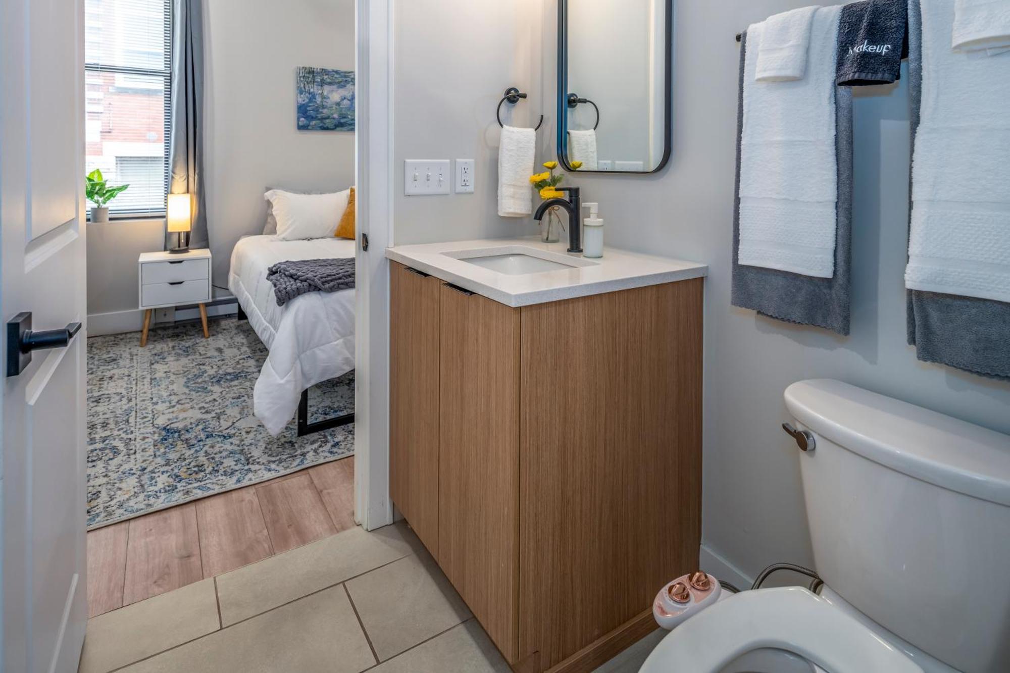 Prime Otr, 3 Lux Queen Beds, Two 55In Tvs, Steps To Tql, Findlay Market, Light Rail, Fast Wifi 辛辛那提 外观 照片