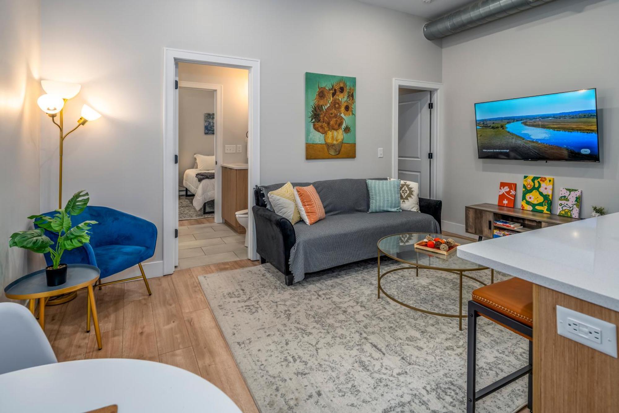 Prime Otr, 3 Lux Queen Beds, Two 55In Tvs, Steps To Tql, Findlay Market, Light Rail, Fast Wifi 辛辛那提 外观 照片