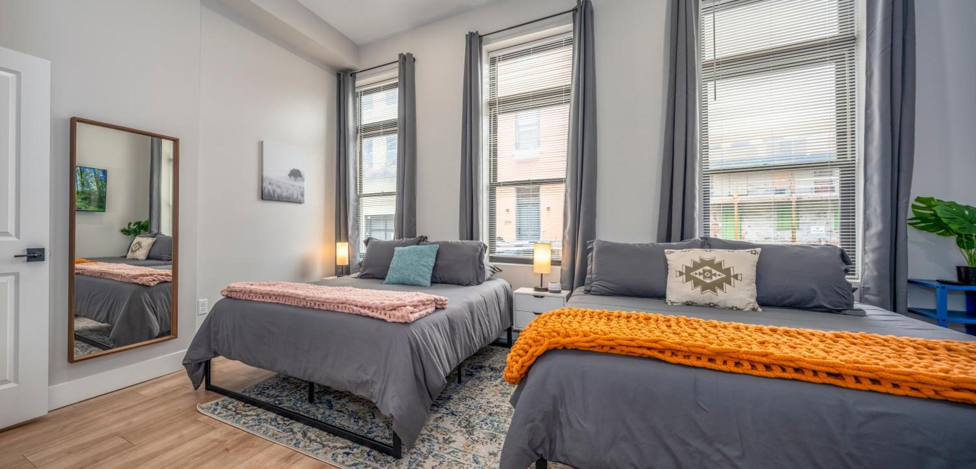 Prime Otr, 3 Lux Queen Beds, Two 55In Tvs, Steps To Tql, Findlay Market, Light Rail, Fast Wifi 辛辛那提 外观 照片